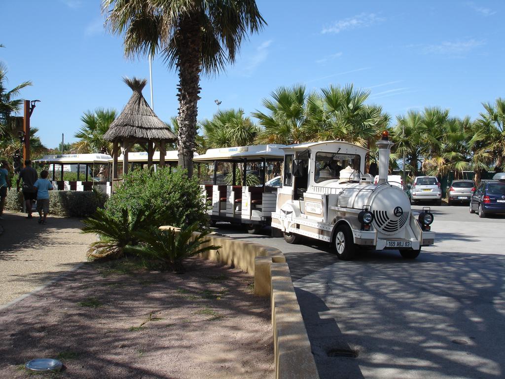 Camping Mobil Home, Les Prairies De La